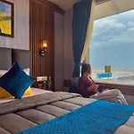 Sandbanks Beach Villas, Morjim