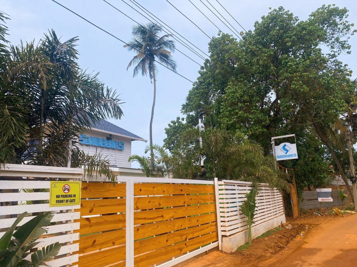 Sandbanks Villas, 4*